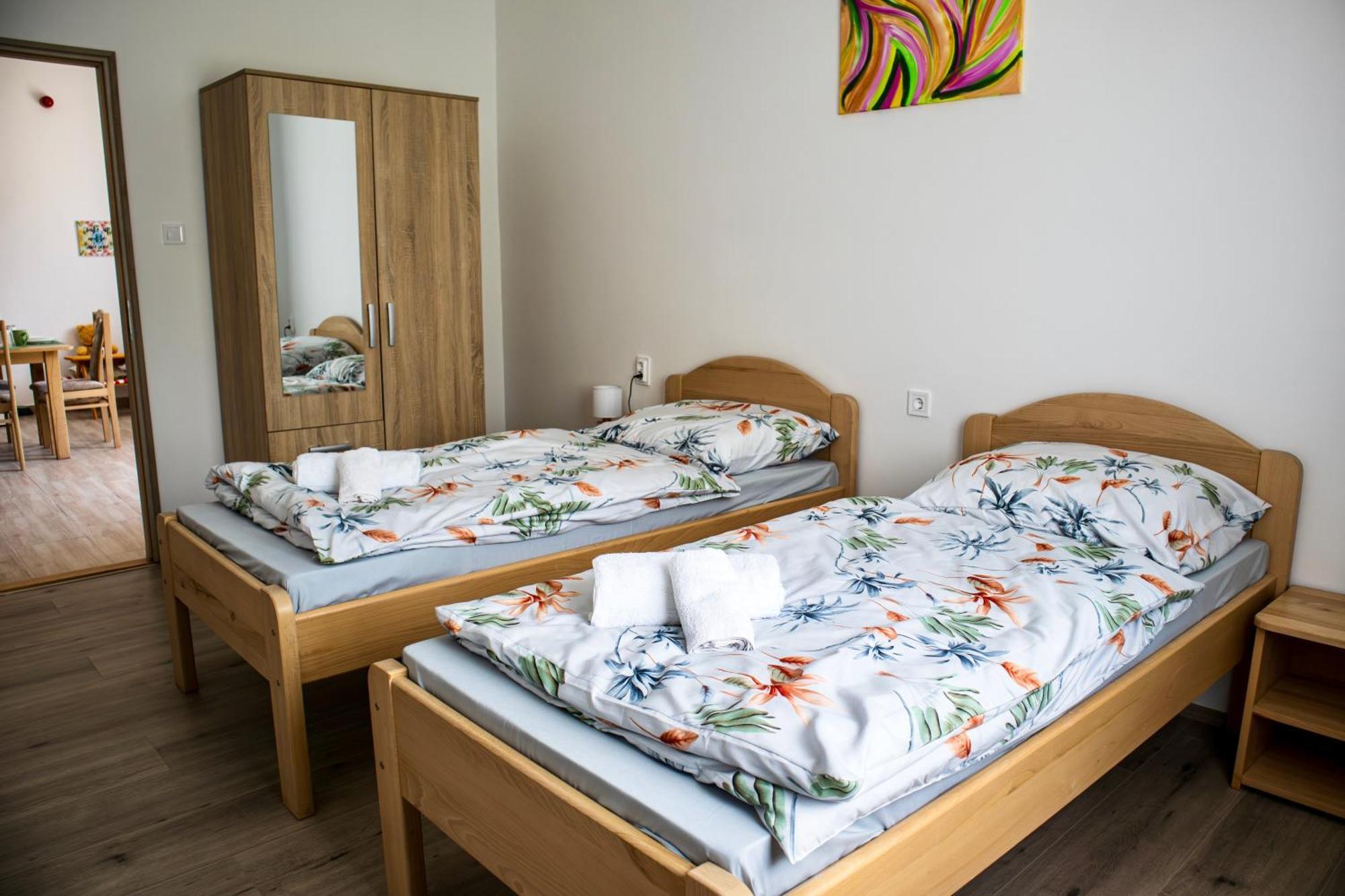 Izisz Apartman Matraterenye Екстер'єр фото