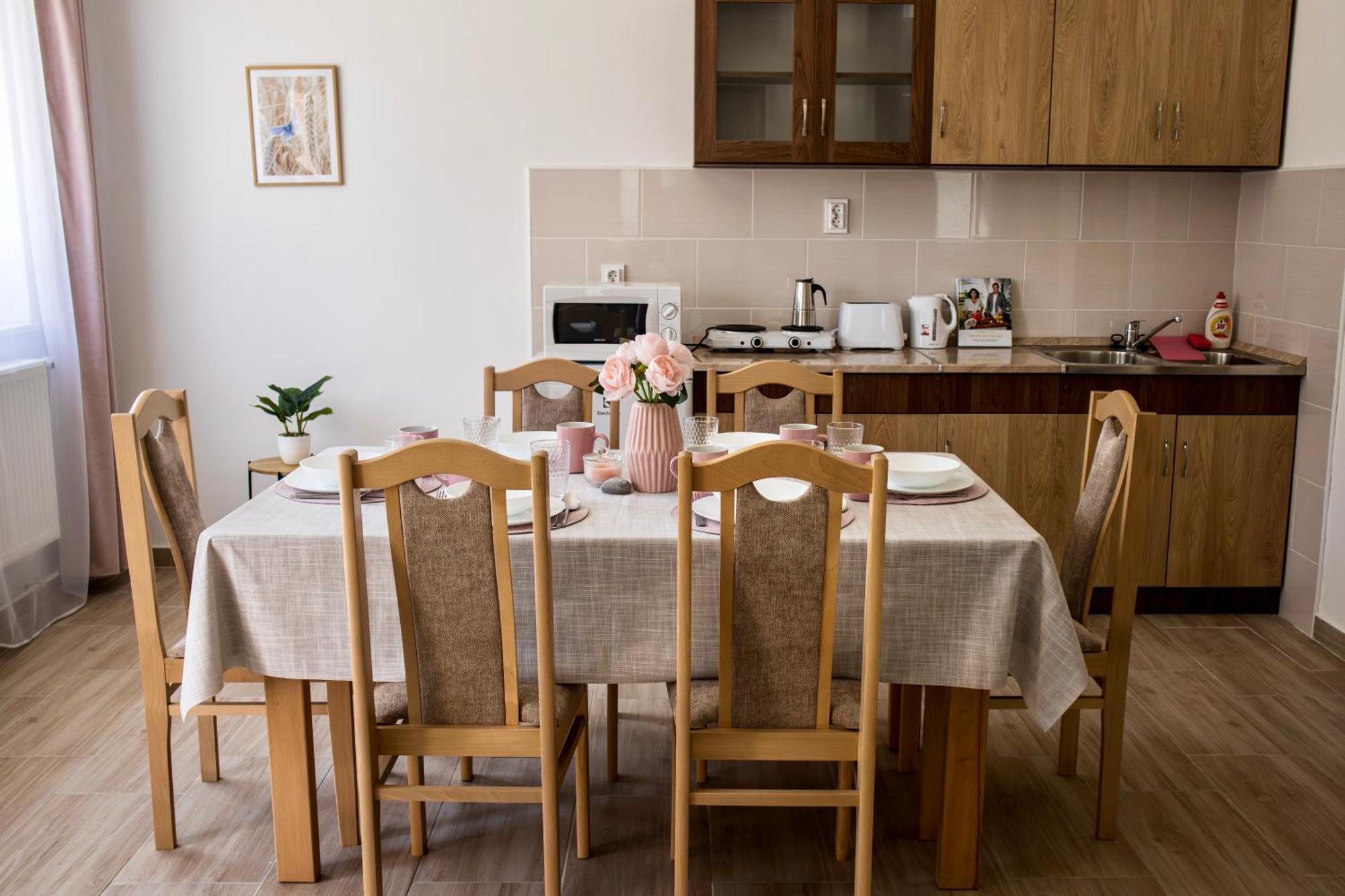 Izisz Apartman Matraterenye Екстер'єр фото